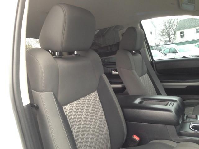 Used Toyota Tundra 4wd SR5 w/ Navi & rearCam 2020 | Car Revolution. Maple Shade, New Jersey Used Toyota Tundra 4wd SR5 w/ Navi & rearCam 2020 | Car Revolution. Maple Shade, New Jersey