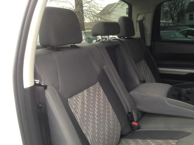 Used Toyota Tundra 4wd SR5 w/ Navi & rearCam 2020 | Car Revolution. Maple Shade, New Jersey Used Toyota Tundra 4wd SR5 w/ Navi & rearCam 2020 | Car Revolution. Maple Shade, New Jersey