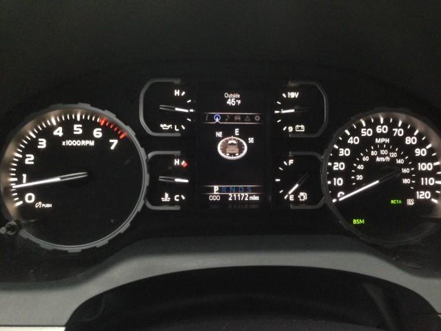Used Toyota Tundra 4wd SR5 w/ Navi & rearCam 2020 | Car Revolution. Maple Shade, New Jersey Used Toyota Tundra 4wd SR5 w/ Navi & rearCam 2020 | Car Revolution. Maple Shade, New Jersey