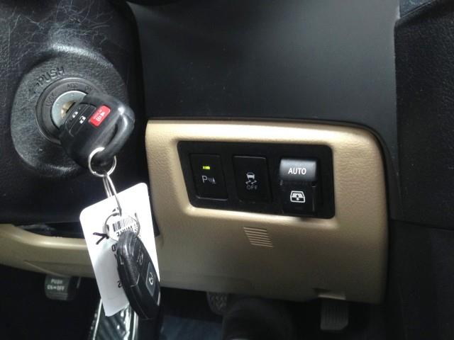 Used Toyota Sequoia SR5 4WD w/ Navi & rearCam 2018 | Car Revolution. Maple Shade, New Jersey Used Toyota Sequoia SR5 4WD w/ Navi & rearCam 2018 | Car Revolution. Maple Shade, New Jersey