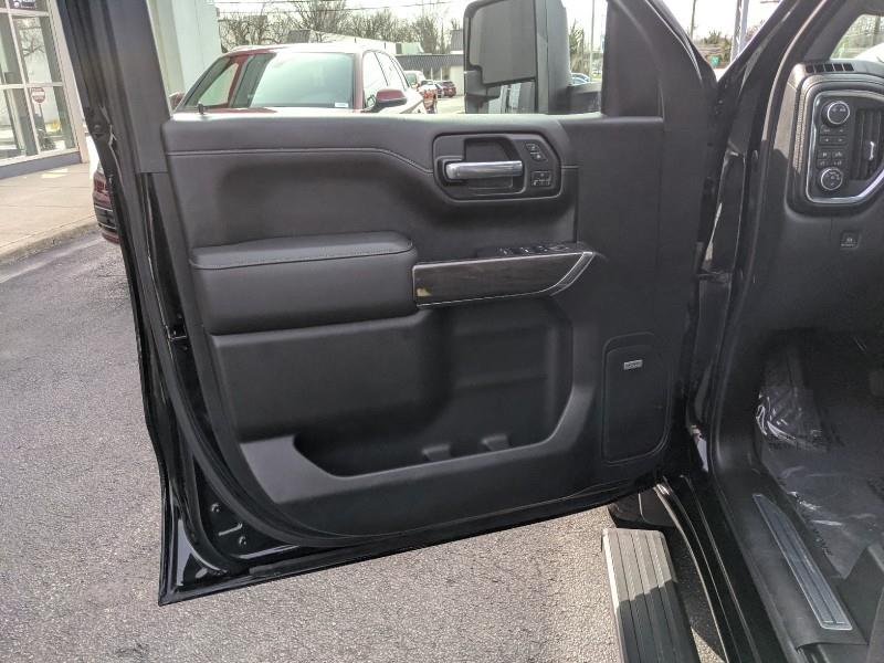 Used Chevrolet Silverado 1500 LTZ w/nav & RearCam 2020 | Car Revolution. Maple Shade, New Jersey Used Chevrolet Silverado 1500 LTZ w/nav & RearCam 2020 | Car Revolution. Maple Shade, New Jersey