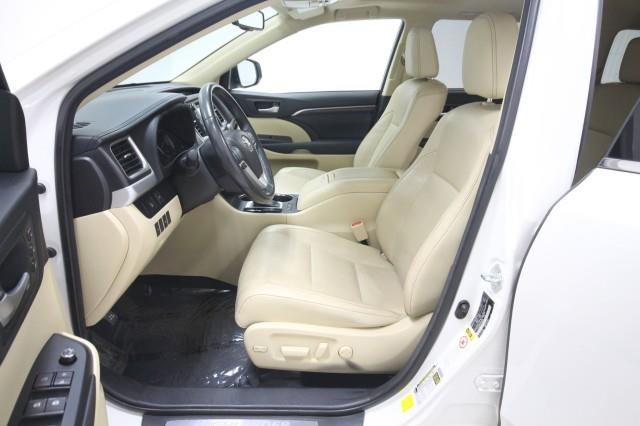 Used Toyota Highlander AWD Limited w/ Navi & rearCam 2015 | Car Revolution. Maple Shade, New Jersey Used Toyota Highlander AWD Limited w/ Navi & rearCam 2015 | Car Revolution. Maple Shade, New Jersey