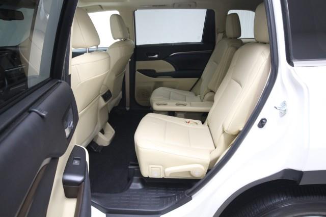Used Toyota Highlander AWD Limited w/ Navi & rearCam 2015 | Car Revolution. Maple Shade, New Jersey Used Toyota Highlander AWD Limited w/ Navi & rearCam 2015 | Car Revolution. Maple Shade, New Jersey