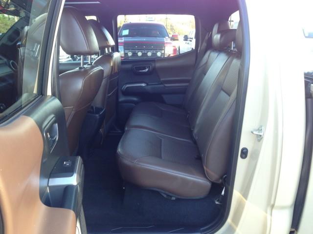 Used Toyota Tacoma 4wd Limited w/ Navi & rearCam 2017 | Car Revolution. Maple Shade, New Jersey Used Toyota Tacoma 4wd Limited w/ Navi & rearCam 2017 | Car Revolution. Maple Shade, New Jersey