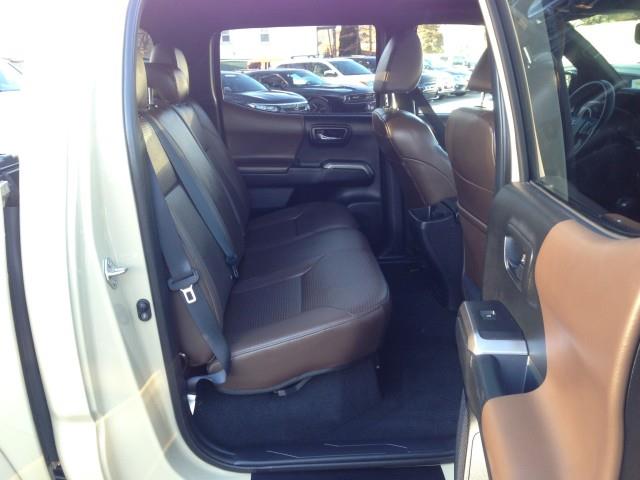 Used Toyota Tacoma 4wd Limited w/ Navi & rearCam 2017 | Car Revolution. Maple Shade, New Jersey Used Toyota Tacoma 4wd Limited w/ Navi & rearCam 2017 | Car Revolution. Maple Shade, New Jersey