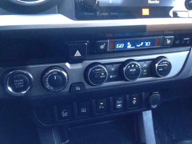 Used Toyota Tacoma 4wd Limited w/ Navi & rearCam 2017 | Car Revolution. Maple Shade, New Jersey Used Toyota Tacoma 4wd Limited w/ Navi & rearCam 2017 | Car Revolution. Maple Shade, New Jersey