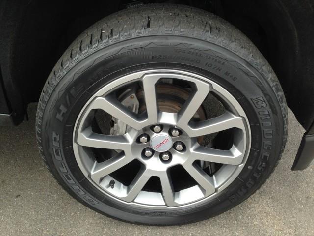 Used GMC Canyon 4WD Denali w/ Navi & rearCam 2019 | Car Revolution. Maple Shade, New Jersey Used GMC Canyon 4WD Denali w/ Navi & rearCam 2019 | Car Revolution. Maple Shade, New Jersey
