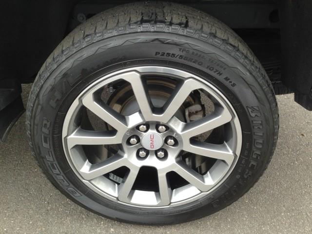 Used GMC Canyon 4WD Denali w/ Navi & rearCam 2019 | Car Revolution. Maple Shade, New Jersey Used GMC Canyon 4WD Denali w/ Navi & rearCam 2019 | Car Revolution. Maple Shade, New Jersey