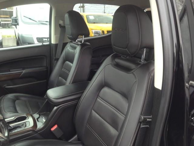Used GMC Canyon 4WD Denali w/ Navi & rearCam 2019 | Car Revolution. Maple Shade, New Jersey Used GMC Canyon 4WD Denali w/ Navi & rearCam 2019 | Car Revolution. Maple Shade, New Jersey