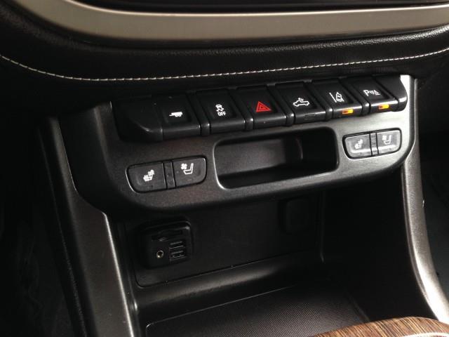 Used GMC Canyon 4WD Denali w/ Navi & rearCam 2019 | Car Revolution. Maple Shade, New Jersey Used GMC Canyon 4WD Denali w/ Navi & rearCam 2019 | Car Revolution. Maple Shade, New Jersey