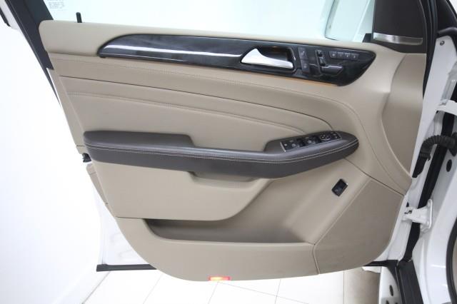 Used Mercedes-benz Ml 400 4MATIC w/ Navi & rearCam 2015 | Car Revolution. Maple Shade, New Jersey Used Mercedes-benz Ml 400 4MATIC w/ Navi & rearCam 2015 | Car Revolution. Maple Shade, New Jersey