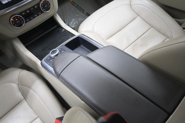 Used Mercedes-benz Ml 400 4MATIC w/ Navi & rearCam 2015 | Car Revolution. Maple Shade, New Jersey Used Mercedes-benz Ml 400 4MATIC w/ Navi & rearCam 2015 | Car Revolution. Maple Shade, New Jersey