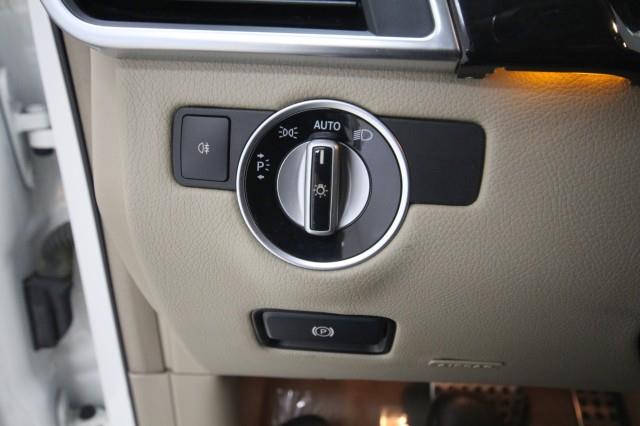 Used Mercedes-benz Ml 400 4MATIC w/ Navi & rearCam 2015 | Car Revolution. Maple Shade, New Jersey Used Mercedes-benz Ml 400 4MATIC w/ Navi & rearCam 2015 | Car Revolution. Maple Shade, New Jersey