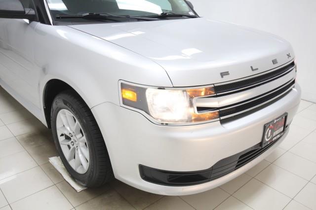 Used Ford Flex SE w/ rearCam 2018 | Car Revolution. Maple Shade, New Jersey Used Ford Flex SE w/ rearCam 2018 | Car Revolution. Maple Shade, New Jersey