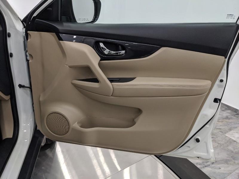 Used Nissan Rogue SV 2018 | Car Revolution. Maple Shade, New Jersey Used Nissan Rogue SV 2018 | Car Revolution. Maple Shade, New Jersey