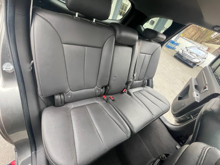 Used Hyundai Santa Fe AWD 4dr V6 Auto Limited 2011 | Auto Match LLC. Waterbury, Connecticut Used Hyundai Santa Fe AWD 4dr V6 Auto Limited 2011 | Auto Match LLC. Waterbury, Connecticut