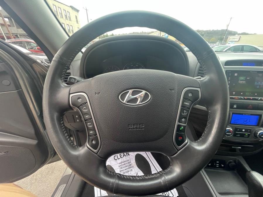 Used Hyundai Santa Fe AWD 4dr V6 Auto Limited 2011 | Auto Match LLC. Waterbury, Connecticut Used Hyundai Santa Fe AWD 4dr V6 Auto Limited 2011 | Auto Match LLC. Waterbury, Connecticut