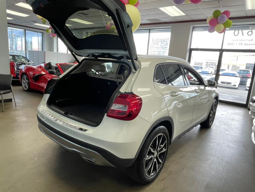 Used Mercedes-Benz GLA GLA 250 4MATIC SUV 2017 | 5 Towns Drive. Inwood, New York Used Mercedes-Benz GLA GLA 250 4MATIC SUV 2017 | 5 Towns Drive. Inwood, New York