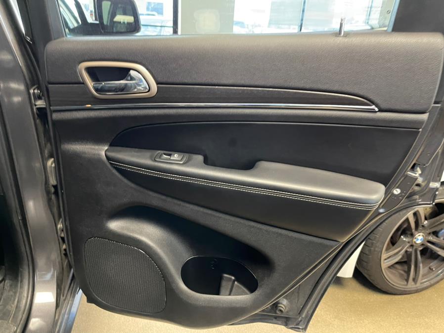 2017 Jeep Grand Cherokee Limited 4x2, available for sale in Inwood, New York | 5 Towns Drive. Inwood, New York 2017 Jeep Grand Cherokee Limited 4x2, available for sale in Inwood, New York | 5 Towns Drive. Inwood, New York