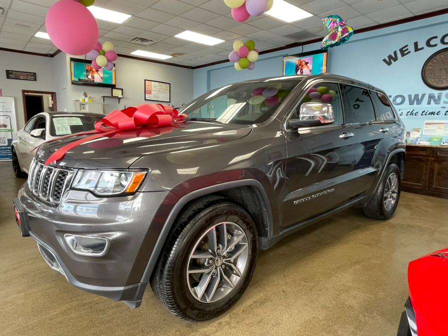 2017 Jeep Grand Cherokee Limited 4x2, available for sale in Inwood, New York | 5 Towns Drive. Inwood, New York 2017 Jeep Grand Cherokee Limited 4x2, available for sale in Inwood, New York | 5 Towns Drive. Inwood, New York