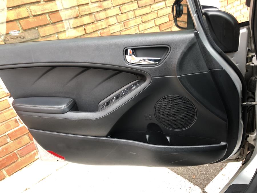 Used Kia Forte 4dr Sdn Auto EX 2014 | National Auto Brokers, Inc.. Waterbury, Connecticut Used Kia Forte 4dr Sdn Auto EX 2014 | National Auto Brokers, Inc.. Waterbury, Connecticut