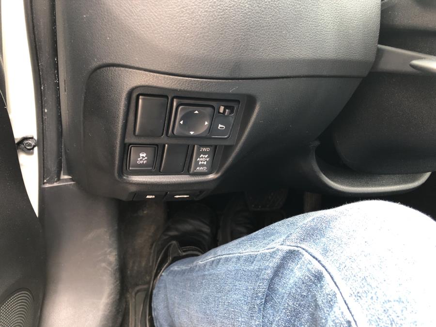 2013 Nissan JUKE 5dr Wgn SV AWD, available for sale in Waterbury, Connecticut | National Auto Brokers, Inc.. Waterbury, Connecticut 2013 Nissan JUKE 5dr Wgn SV AWD, available for sale in Waterbury, Connecticut | National Auto Brokers, Inc.. Waterbury, Connecticut