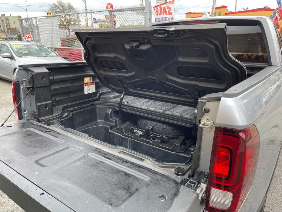 Used Honda Ridgeline RTL 4x4 Crew Cab 5.3'' Bed 2017 | New York Motors Group Solutions LLC. Bronx, New York Used Honda Ridgeline RTL 4x4 Crew Cab 5.3'' Bed 2017 | New York Motors Group Solutions LLC. Bronx, New York
