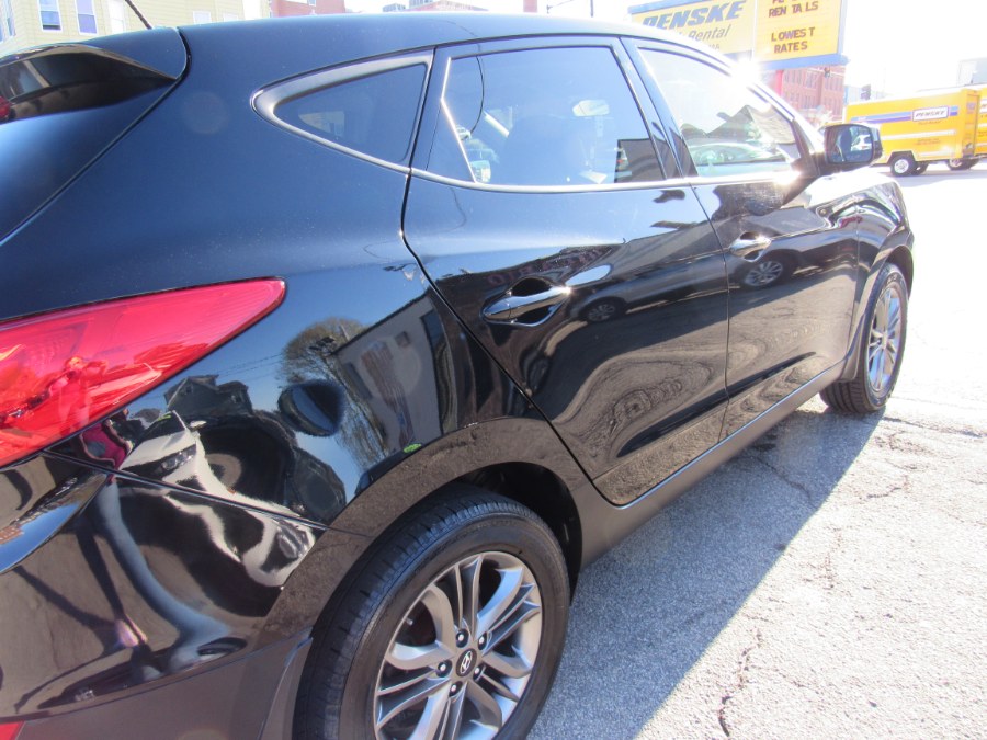 2015 Hyundai Tucson GLS, available for sale in Worcester, Massachusetts | Hilario's Auto Sales Inc.. Worcester, Massachusetts 2015 Hyundai Tucson GLS, available for sale in Worcester, Massachusetts | Hilario's Auto Sales Inc.. Worcester, Massachusetts