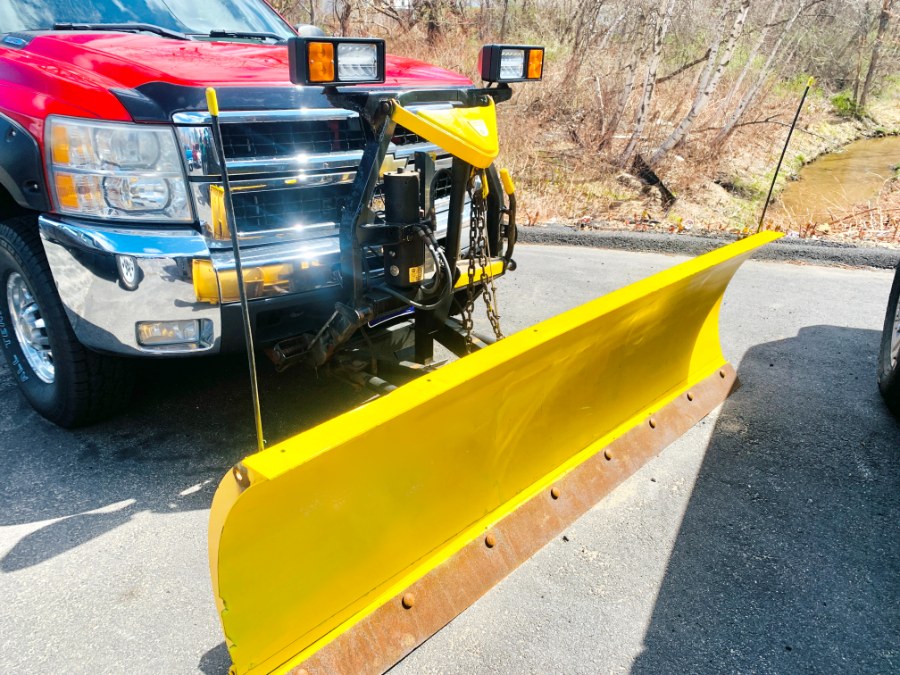 2009 Chevrolet Silverado 2500HD 4WD Crew Cab 153" LT, available for sale in Manchester, New Hampshire | Second Street Auto Sales Inc. Manchester, New Hampshire 2009 Chevrolet Silverado 2500HD 4WD Crew Cab 153" LT, available for sale in Manchester, New Hampshire | Second Street Auto Sales Inc. Manchester, New Hampshire
