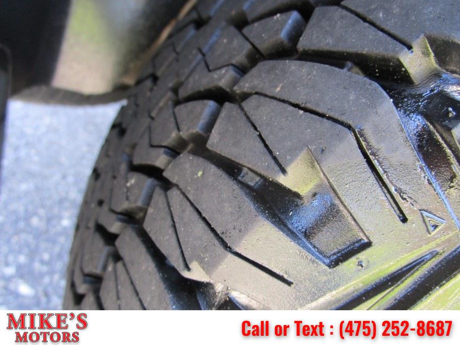 2009 Ford Explorer 4WD 4dr V6 Eddie Bauer, available for sale in Stratford, Connecticut | Mike's Motors LLC. Stratford, Connecticut 2009 Ford Explorer 4WD 4dr V6 Eddie Bauer, available for sale in Stratford, Connecticut | Mike's Motors LLC. Stratford, Connecticut