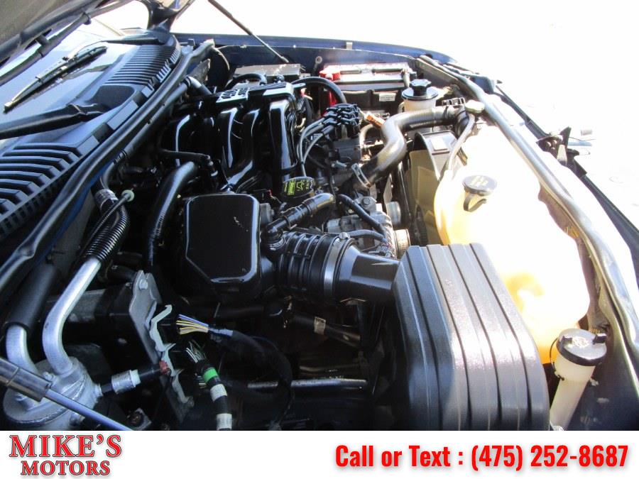 2009 Ford Explorer 4WD 4dr V6 Eddie Bauer, available for sale in Stratford, Connecticut | Mike's Motors LLC. Stratford, Connecticut 2009 Ford Explorer 4WD 4dr V6 Eddie Bauer, available for sale in Stratford, Connecticut | Mike's Motors LLC. Stratford, Connecticut
