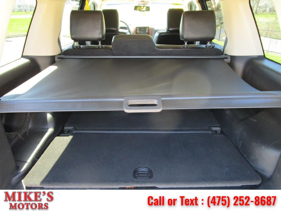 2009 Ford Explorer 4WD 4dr V6 Eddie Bauer, available for sale in Stratford, Connecticut | Mike's Motors LLC. Stratford, Connecticut 2009 Ford Explorer 4WD 4dr V6 Eddie Bauer, available for sale in Stratford, Connecticut | Mike's Motors LLC. Stratford, Connecticut