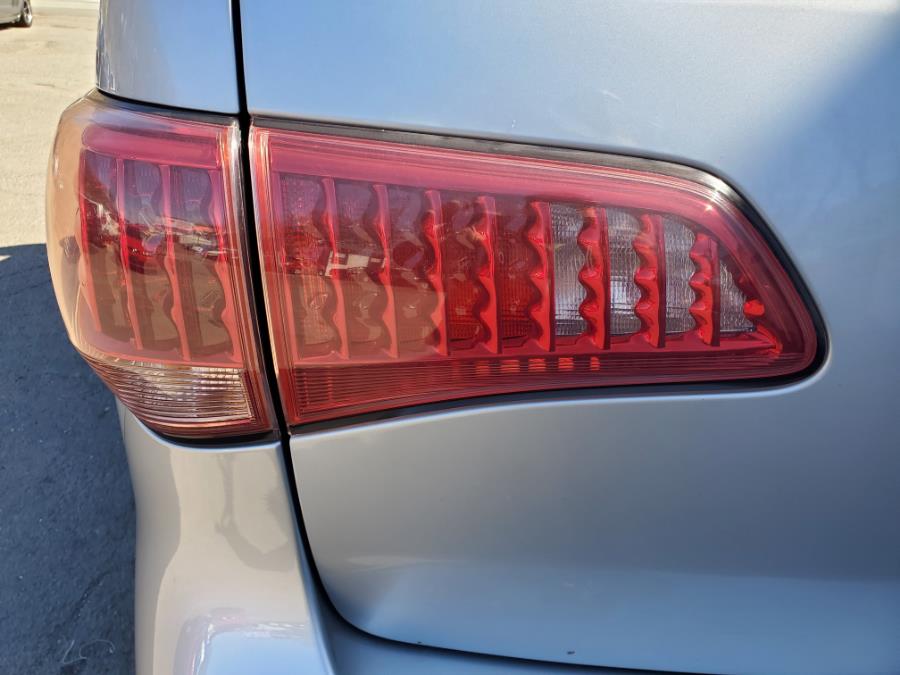 Used Infiniti QX56 4WD 4dr 7-passenger 2011 | Cos Central Auto. Meriden, Connecticut Used Infiniti QX56 4WD 4dr 7-passenger 2011 | Cos Central Auto. Meriden, Connecticut