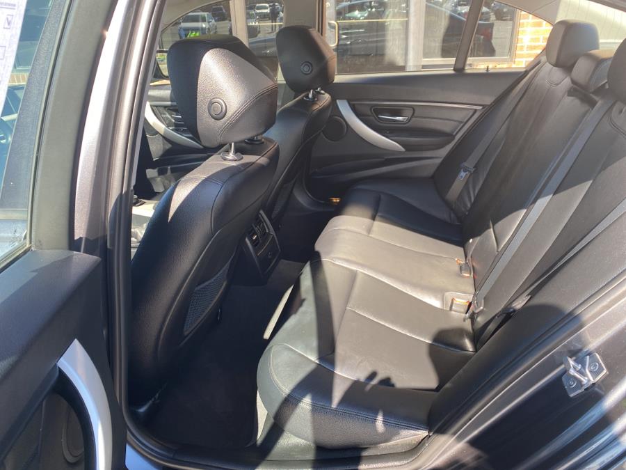 Used BMW 3 Series 4dr Sdn 320i xDrive AWD 2013 | Newfield Auto Sales. Middletown, Connecticut Used BMW 3 Series 4dr Sdn 320i xDrive AWD 2013 | Newfield Auto Sales. Middletown, Connecticut