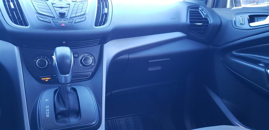 2016 Ford Escape SE 4WD 4dr SE, available for sale in Little Ferry, New Jersey | Victoria Preowned Autos Inc. Little Ferry, New Jersey 2016 Ford Escape SE 4WD 4dr SE, available for sale in Little Ferry, New Jersey | Victoria Preowned Autos Inc. Little Ferry, New Jersey