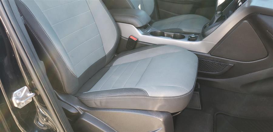 2016 Ford Escape SE 4WD 4dr SE, available for sale in Little Ferry, New Jersey | Victoria Preowned Autos Inc. Little Ferry, New Jersey 2016 Ford Escape SE 4WD 4dr SE, available for sale in Little Ferry, New Jersey | Victoria Preowned Autos Inc. Little Ferry, New Jersey
