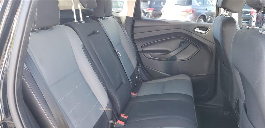 2016 Ford Escape SE 4WD 4dr SE, available for sale in Little Ferry, New Jersey | Victoria Preowned Autos Inc. Little Ferry, New Jersey 2016 Ford Escape SE 4WD 4dr SE, available for sale in Little Ferry, New Jersey | Victoria Preowned Autos Inc. Little Ferry, New Jersey