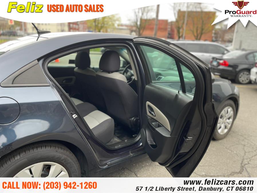 2014 Chevrolet Cruze 4dr Sdn Auto LS, available for sale in Danbury, Connecticut | Feliz Used Auto Sales. Danbury, Connecticut 2014 Chevrolet Cruze 4dr Sdn Auto LS, available for sale in Danbury, Connecticut | Feliz Used Auto Sales. Danbury, Connecticut