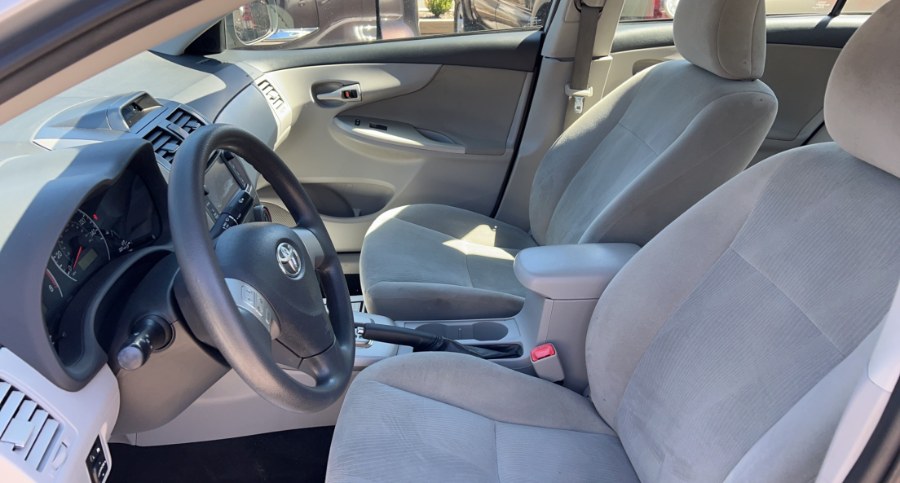 2013 Toyota Corolla 4dr Sdn Auto LE, available for sale in Waterbury, Connecticut | West End Automotive Center. Waterbury, Connecticut 2013 Toyota Corolla 4dr Sdn Auto LE, available for sale in Waterbury, Connecticut | West End Automotive Center. Waterbury, Connecticut