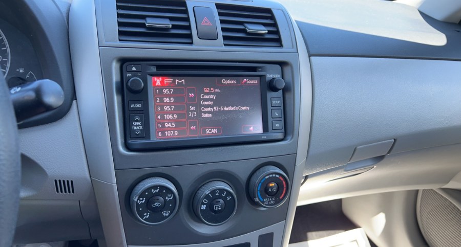 2013 Toyota Corolla 4dr Sdn Auto LE, available for sale in Waterbury, Connecticut | West End Automotive Center. Waterbury, Connecticut 2013 Toyota Corolla 4dr Sdn Auto LE, available for sale in Waterbury, Connecticut | West End Automotive Center. Waterbury, Connecticut