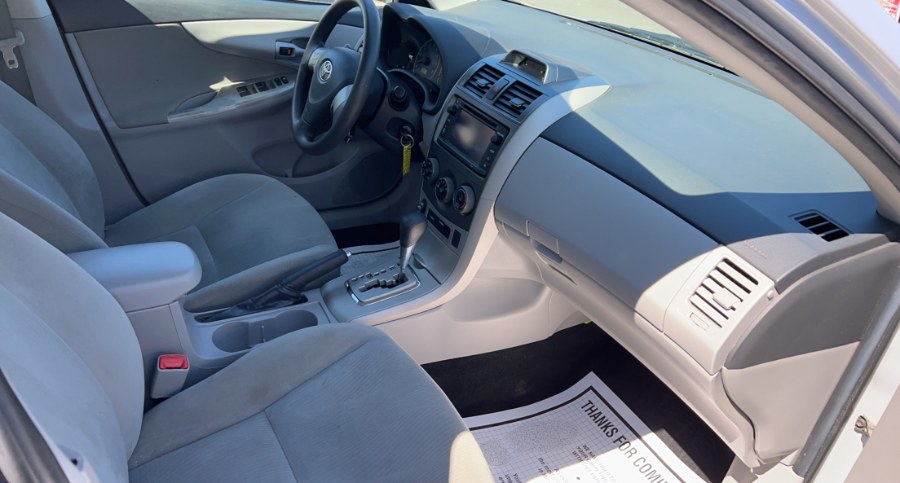 2013 Toyota Corolla 4dr Sdn Auto LE, available for sale in Waterbury, Connecticut | West End Automotive Center. Waterbury, Connecticut 2013 Toyota Corolla 4dr Sdn Auto LE, available for sale in Waterbury, Connecticut | West End Automotive Center. Waterbury, Connecticut