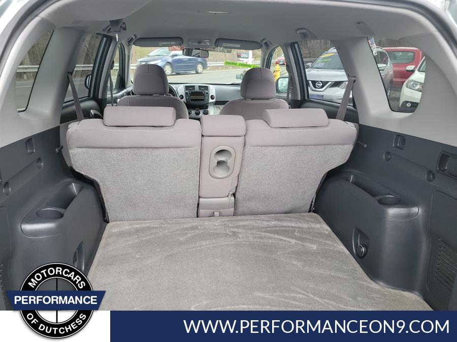Used Toyota RAV4 4WD 4dr 4-cyl (Natl) 2007 | Performance Motorcars Inc. Wappingers Falls, New York Used Toyota RAV4 4WD 4dr 4-cyl (Natl) 2007 | Performance Motorcars Inc. Wappingers Falls, New York