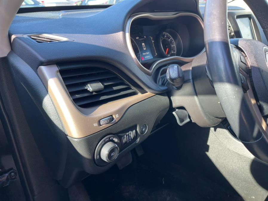 Used Jeep Cherokee FWD 4dr Latitude 2015 | NYC Automart Inc. Brooklyn, New York Used Jeep Cherokee FWD 4dr Latitude 2015 | NYC Automart Inc. Brooklyn, New York