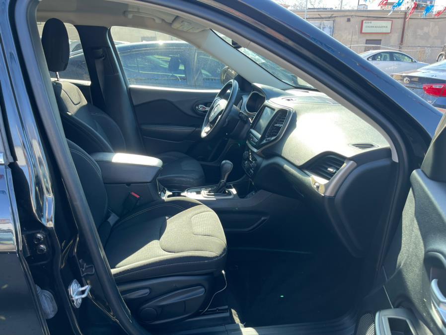 Used Jeep Cherokee FWD 4dr Latitude 2015 | NYC Automart Inc. Brooklyn, New York Used Jeep Cherokee FWD 4dr Latitude 2015 | NYC Automart Inc. Brooklyn, New York