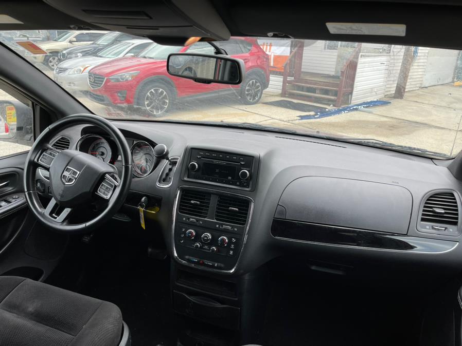 Used Dodge Grand Caravan SE Plus Wagon 2017 | NYC Automart Inc. Brooklyn, New York Used Dodge Grand Caravan SE Plus Wagon 2017 | NYC Automart Inc. Brooklyn, New York