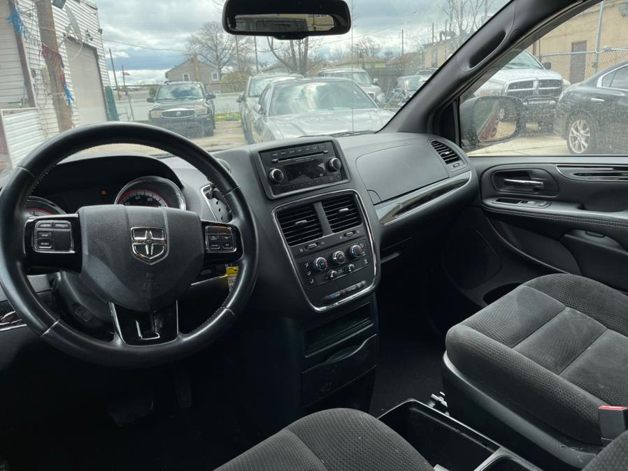 Used Dodge Grand Caravan SE Plus Wagon 2017 | NYC Automart Inc. Brooklyn, New York Used Dodge Grand Caravan SE Plus Wagon 2017 | NYC Automart Inc. Brooklyn, New York