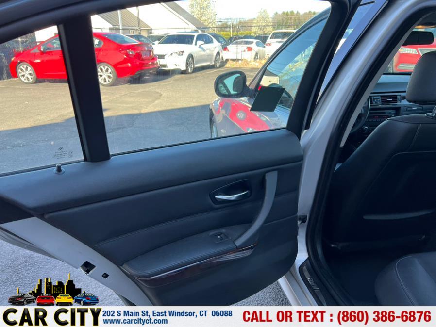 2010 BMW 3 Series 4dr Sdn 328i xDrive AWD SULEV, available for sale in East Windsor, Connecticut | Car City LLC. East Windsor, Connecticut 2010 BMW 3 Series 4dr Sdn 328i xDrive AWD SULEV, available for sale in East Windsor, Connecticut | Car City LLC. East Windsor, Connecticut