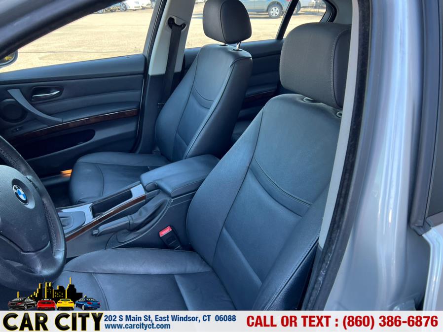 2010 BMW 3 Series 4dr Sdn 328i xDrive AWD SULEV, available for sale in East Windsor, Connecticut | Car City LLC. East Windsor, Connecticut 2010 BMW 3 Series 4dr Sdn 328i xDrive AWD SULEV, available for sale in East Windsor, Connecticut | Car City LLC. East Windsor, Connecticut