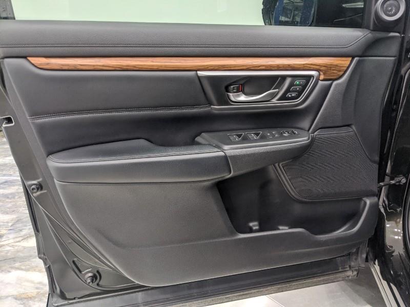 Used Honda Cr-v Touring w/RearCam & Nav 2018 | Car Revolution. Maple Shade, New Jersey Used Honda Cr-v Touring w/RearCam & Nav 2018 | Car Revolution. Maple Shade, New Jersey
