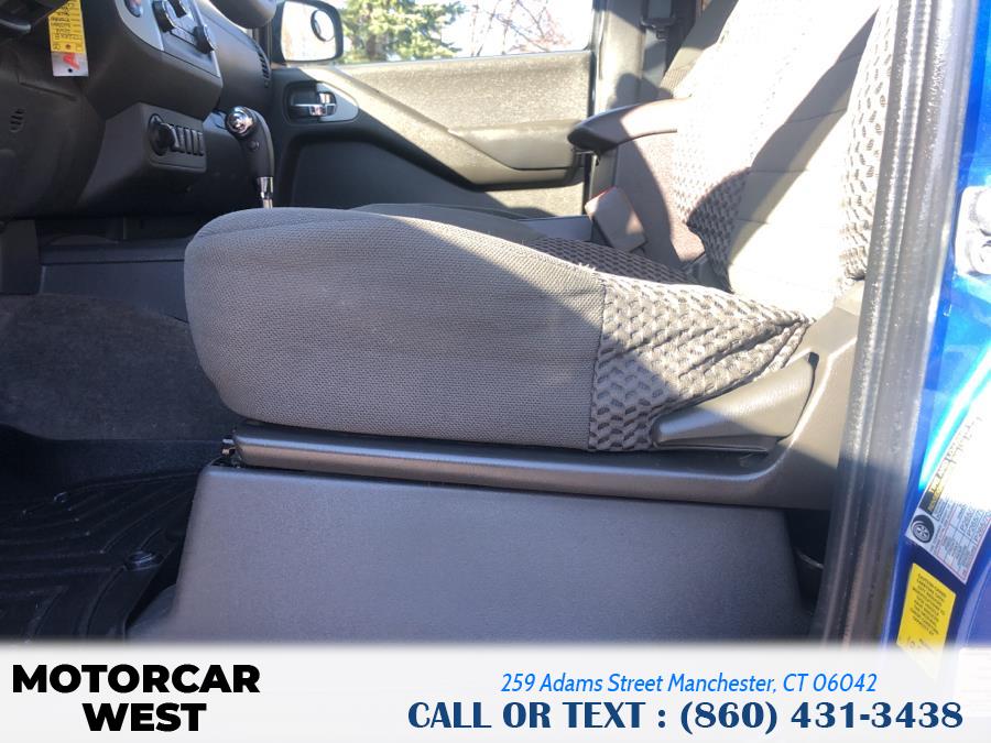 Used Nissan Frontier 4WD King Cab Auto SV 2014 | Motorcar West. Manchester, Connecticut Used Nissan Frontier 4WD King Cab Auto SV 2014 | Motorcar West. Manchester, Connecticut